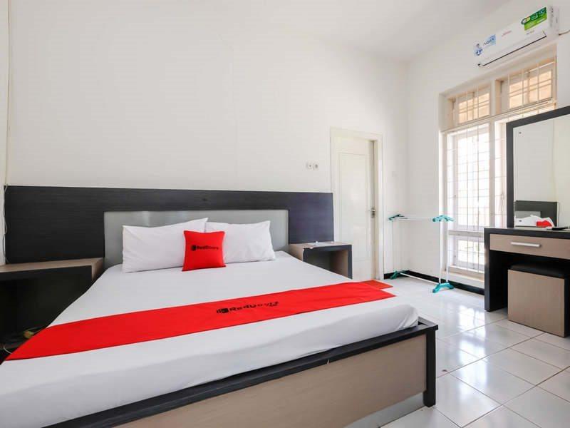 Reddoorz Near Moro Mall Purwokerto Ngoại thất bức ảnh