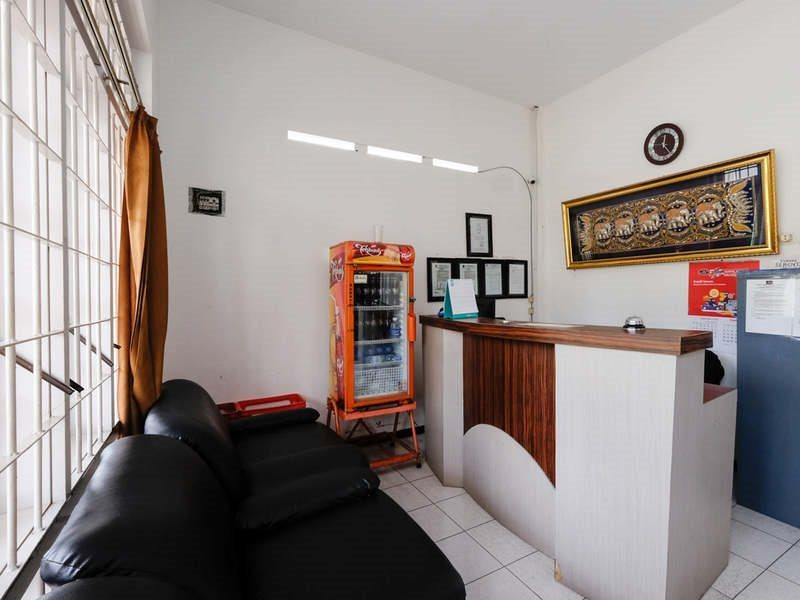 Reddoorz Near Moro Mall Purwokerto Ngoại thất bức ảnh