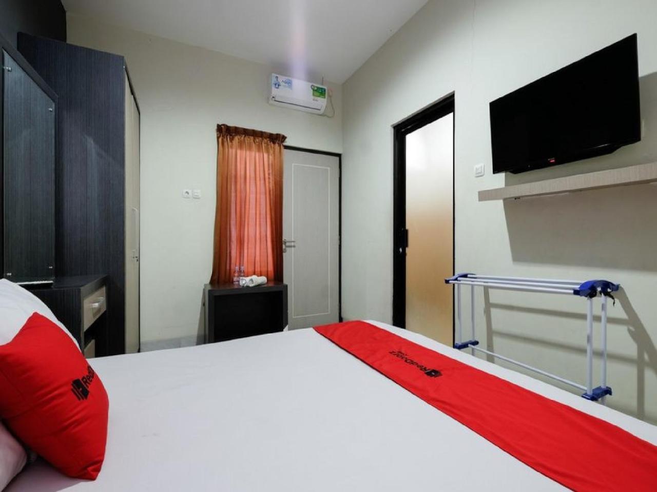 Reddoorz Near Moro Mall Purwokerto Ngoại thất bức ảnh