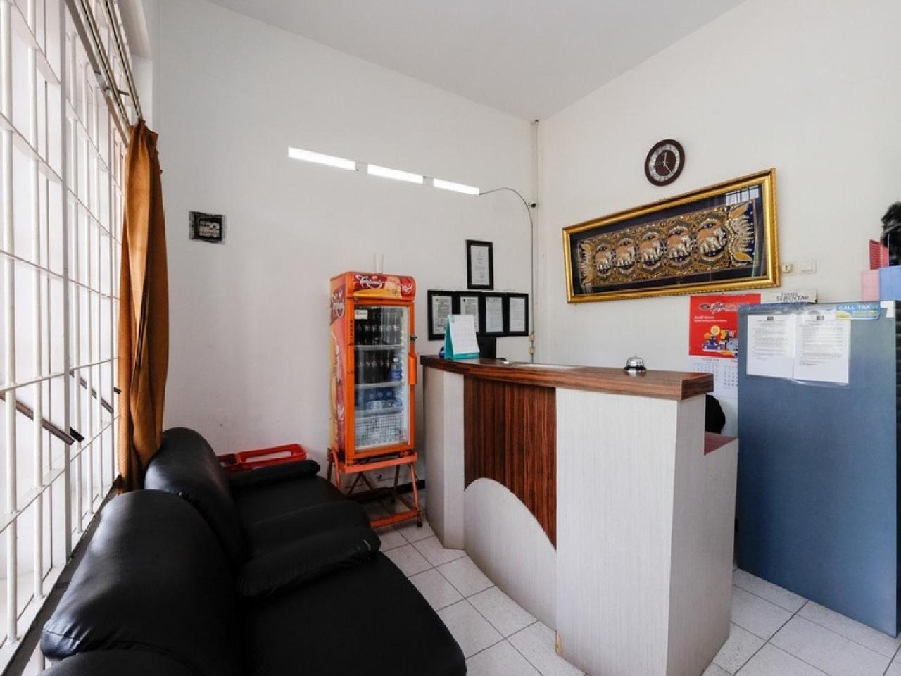 Reddoorz Near Moro Mall Purwokerto Ngoại thất bức ảnh